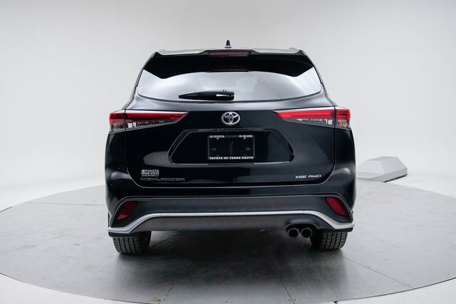 Used 2023 Toyota Highlander XSE image 4