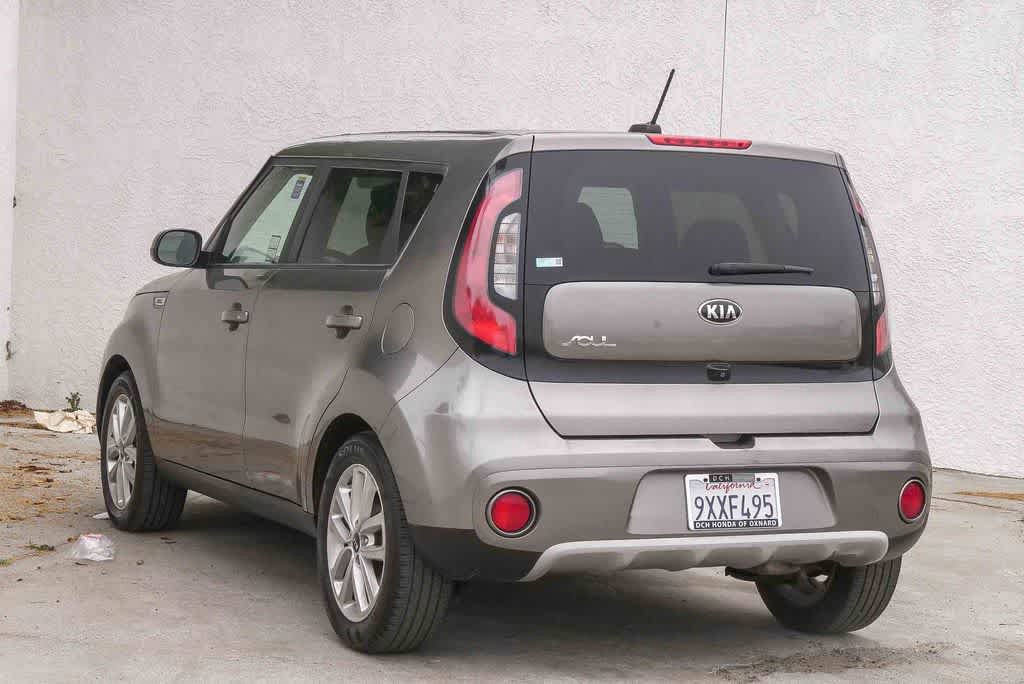 Used 2019 Kia Soul + image 8