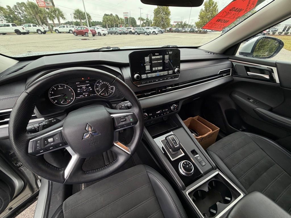 Used 2024 Mitsubishi Outlander SE FWD image 21