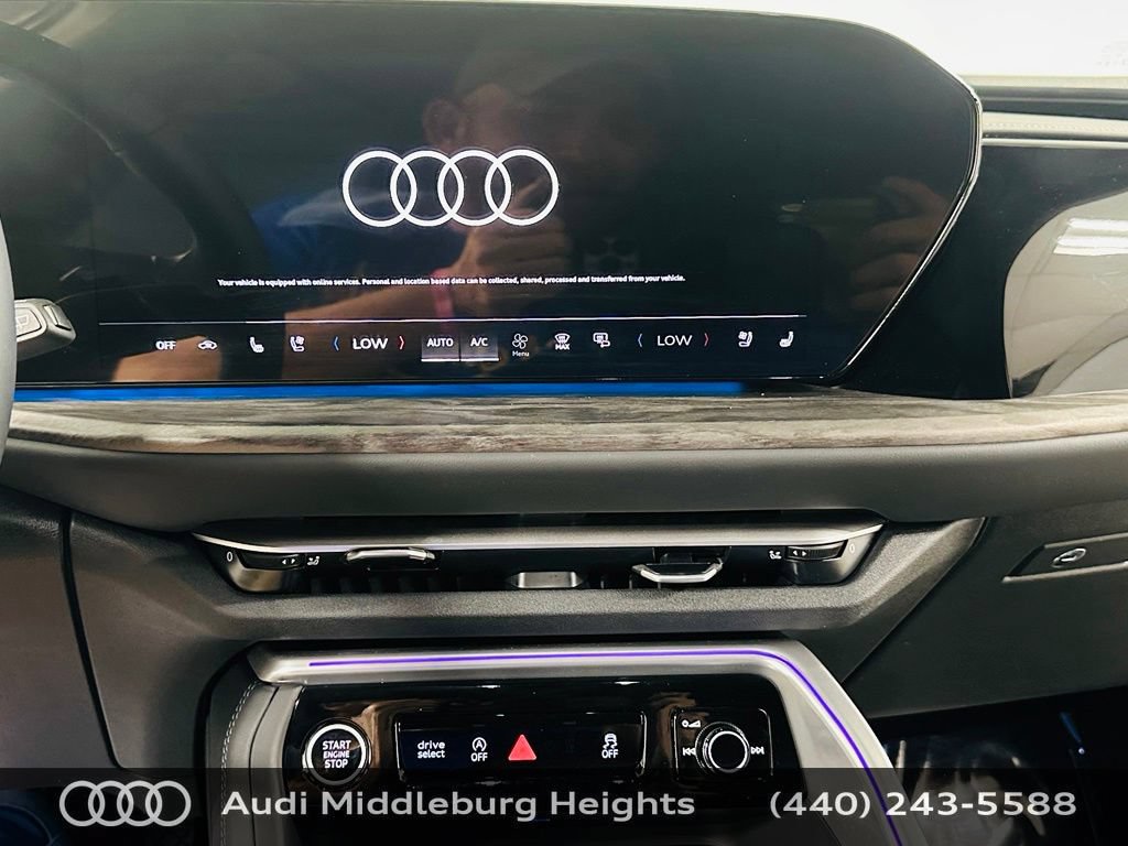 Certified 2025 Audi Q5 Premium w/ Premium Plus AWD/4WD image 15