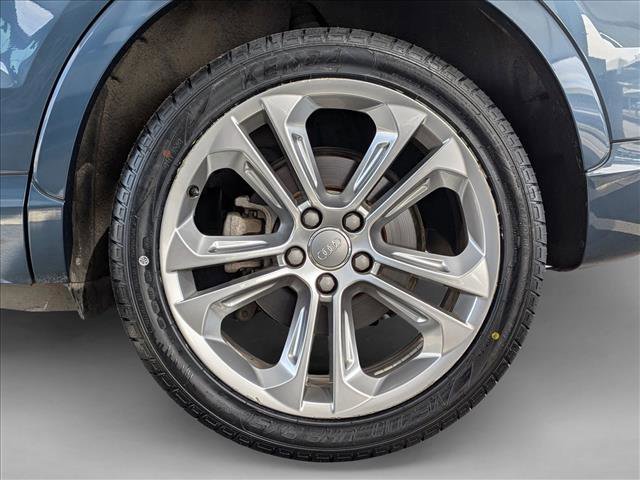 Used 2018 Audi Q3 2.0T Premium w/ Convenience Package image 24