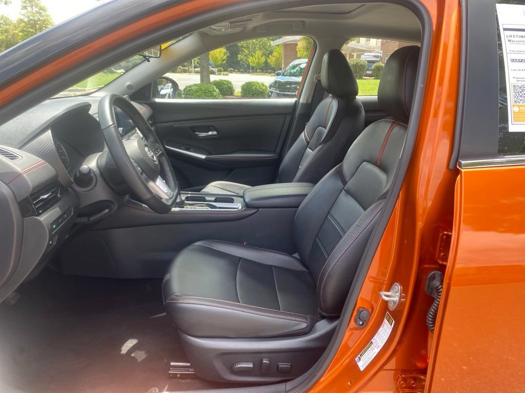 Certified 2025 Nissan Sentra SR w/ SR Premium Package FWD image 21