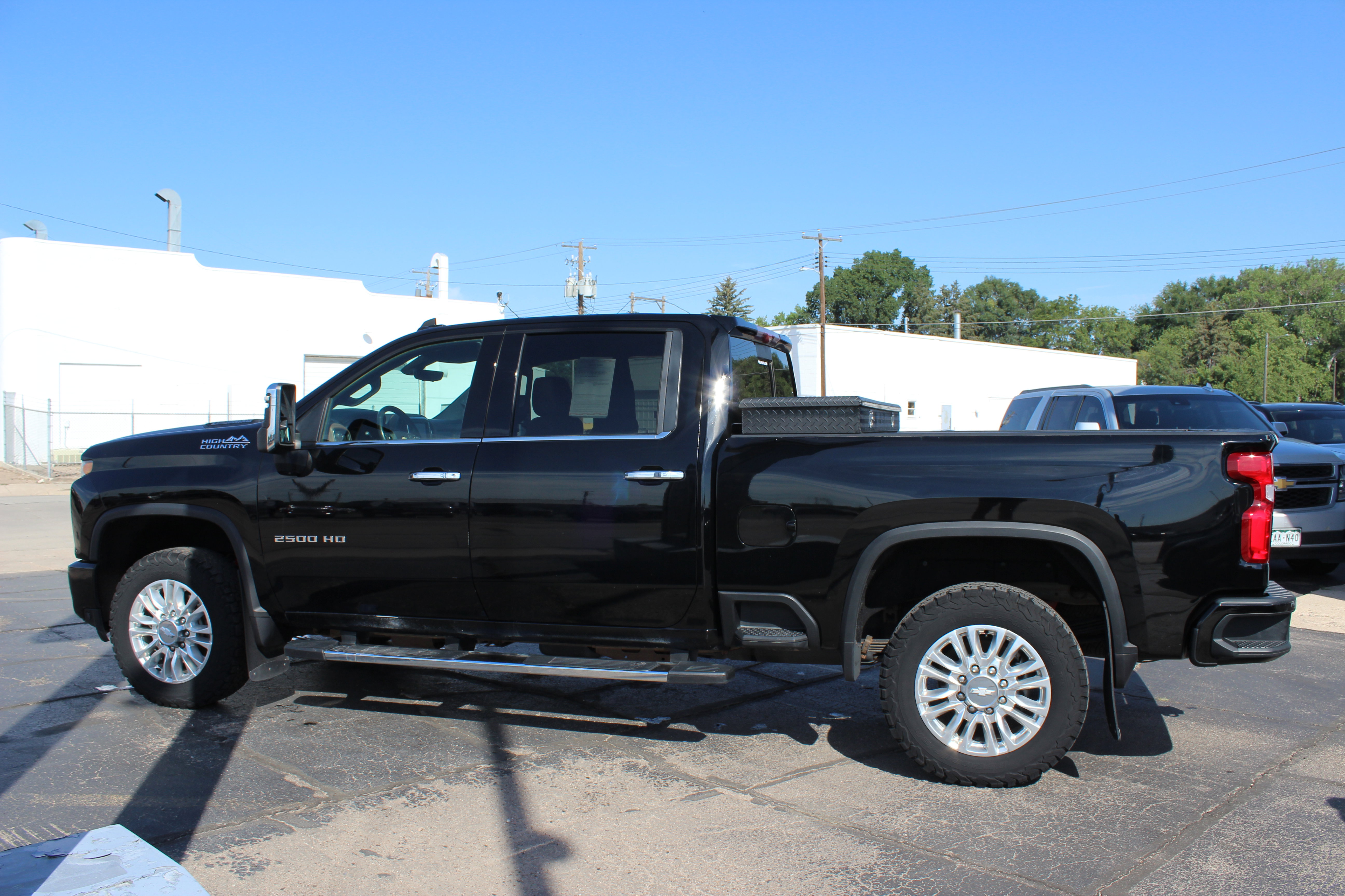 Used 2020 Chevrolet Silverado 2500 High Country w/ Z71 Off-Road Package image 2