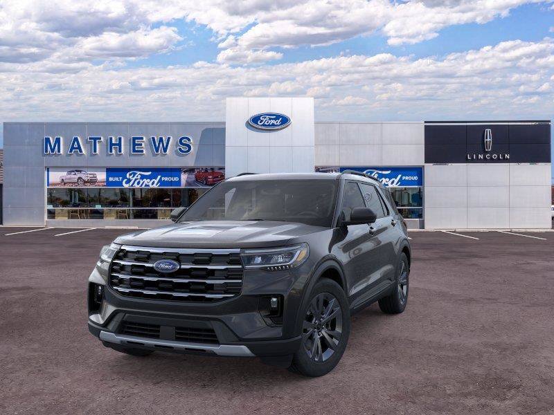 New 2026 Ford Explorer Active w/ Active Comfort Package AWD/4WD image 2