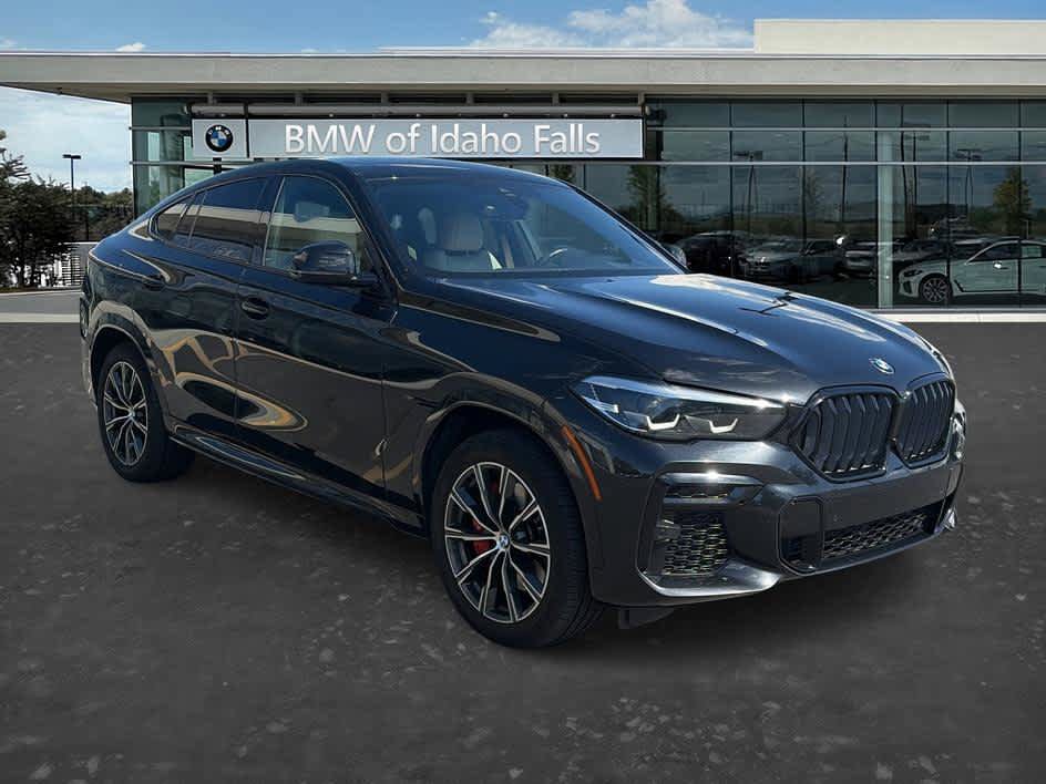 Used 2022 BMW X6 xDrive40i w/ M Sport Package