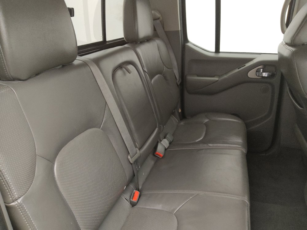 Used 2019 Nissan Frontier SL RWD image 19