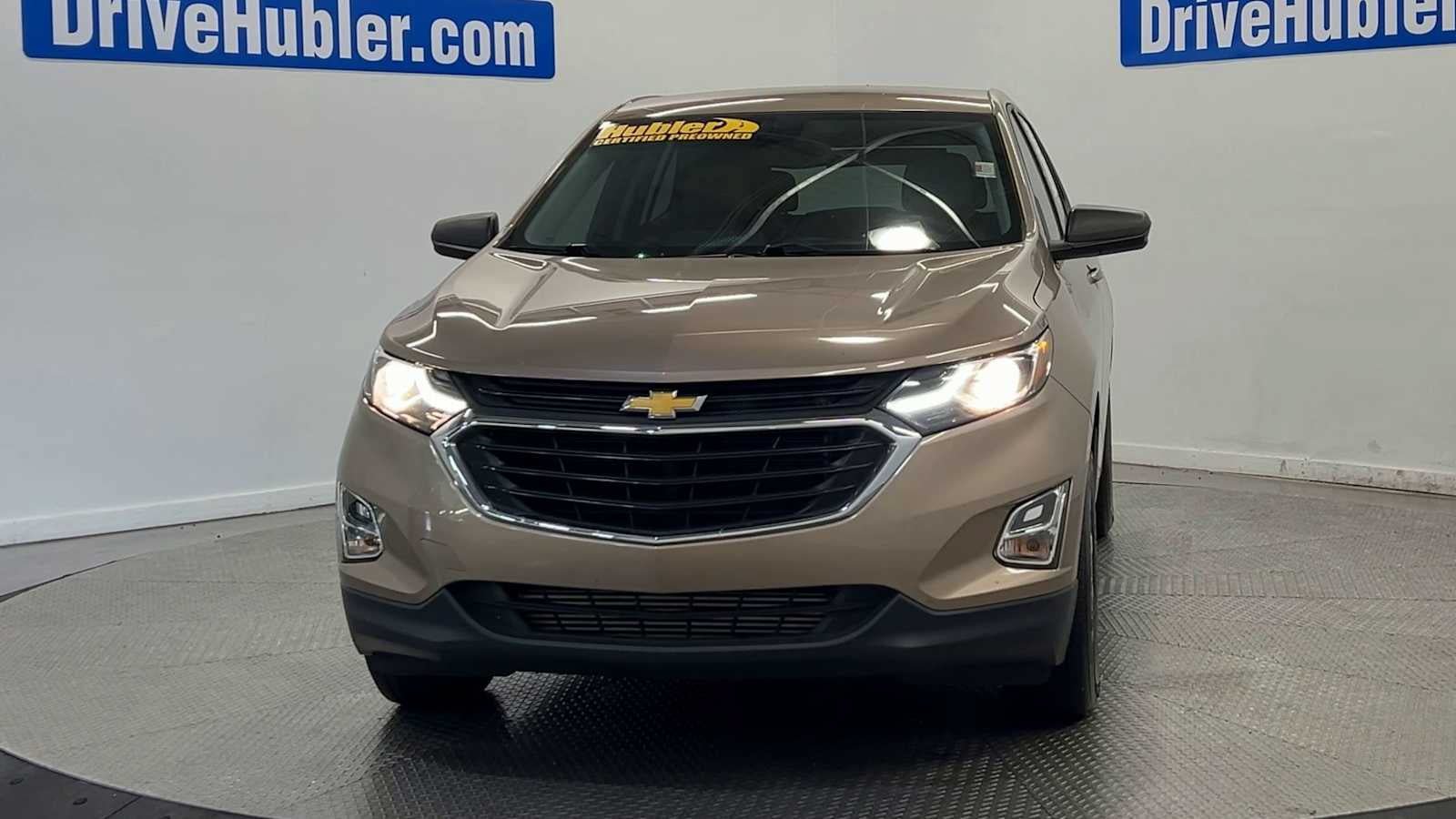 Used 2019 Chevrolet Equinox LS w/ LS Convenience Package AWD/4WD image 3