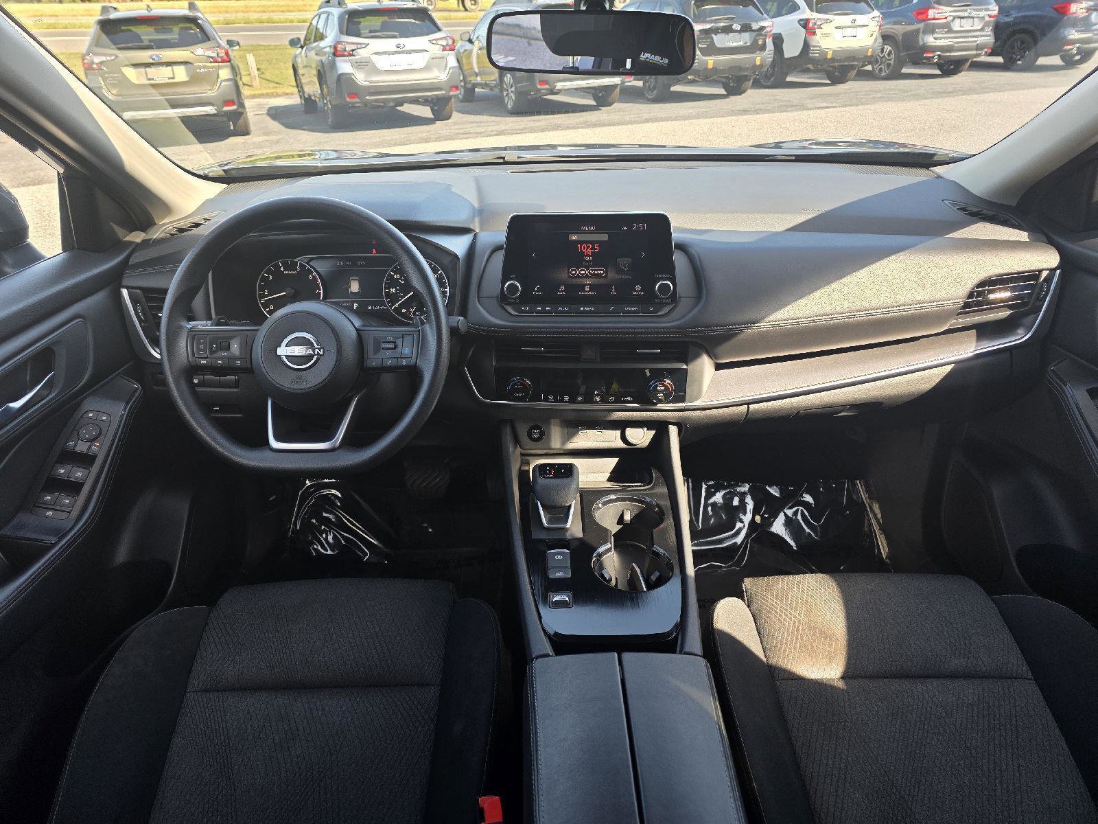 Used 2024 Nissan Rogue SV image 14