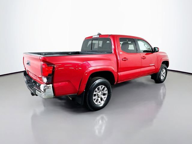 Certified 2018 Toyota Tacoma SR5 AWD/4WD image 8