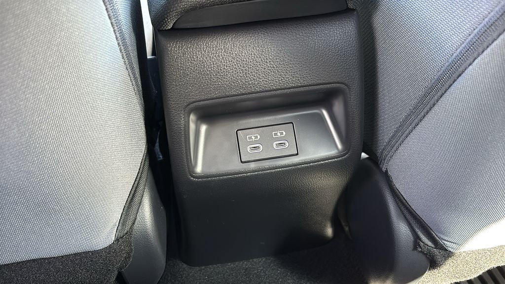 New 2026 Toyota Corolla SE FWD image 7