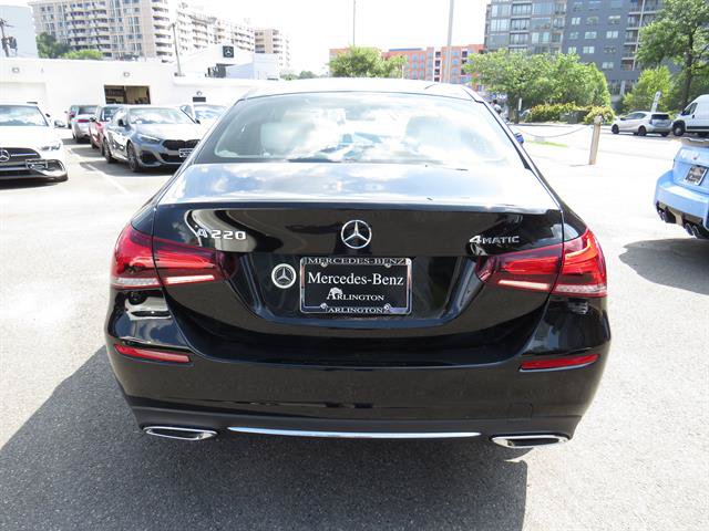 Certified 2022 Mercedes-Benz A 220 4MATIC image 3
