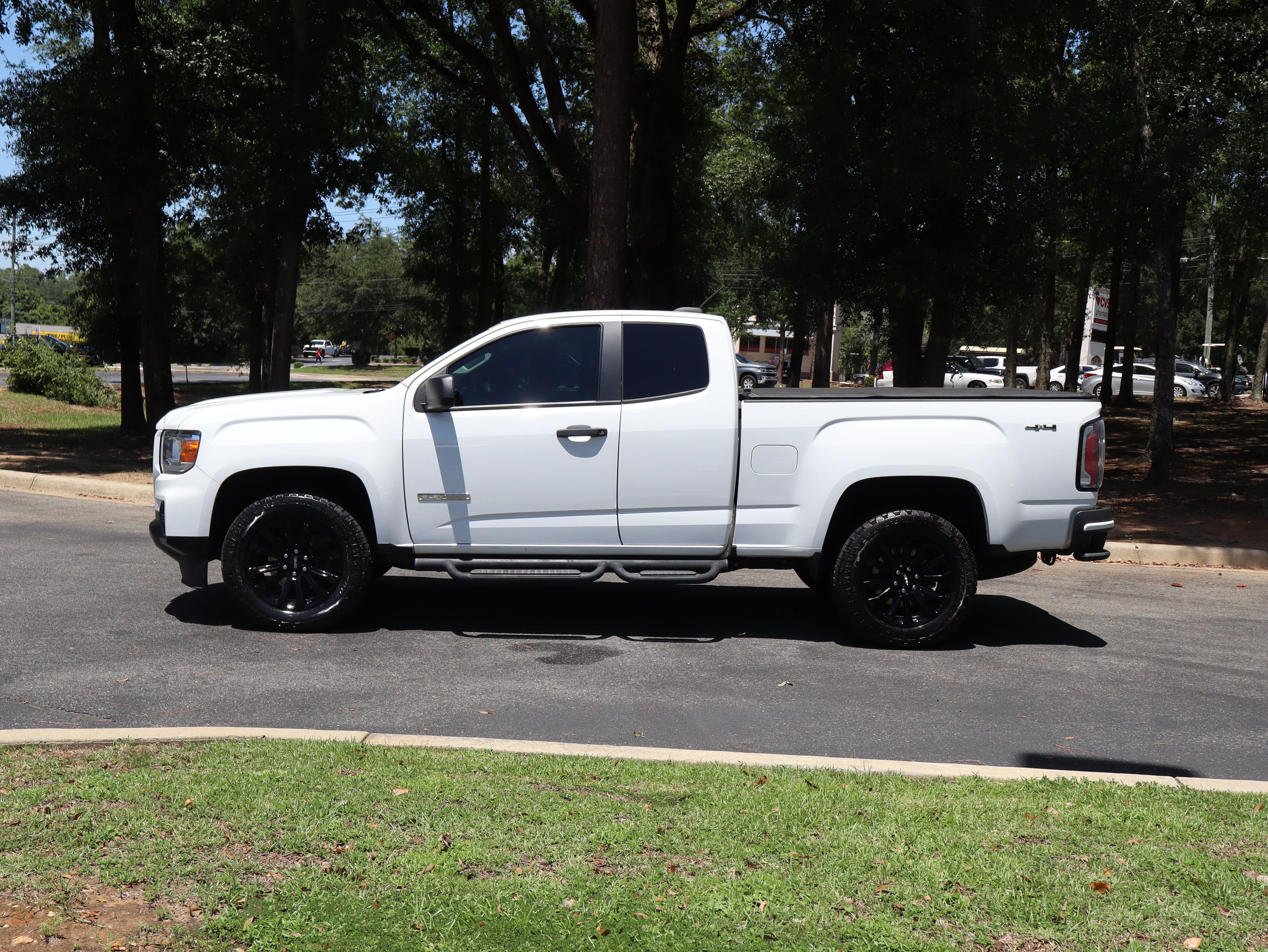 Used 2022 GMC Canyon Elevation Standard w/ Convenience Package AWD/4WD image 6