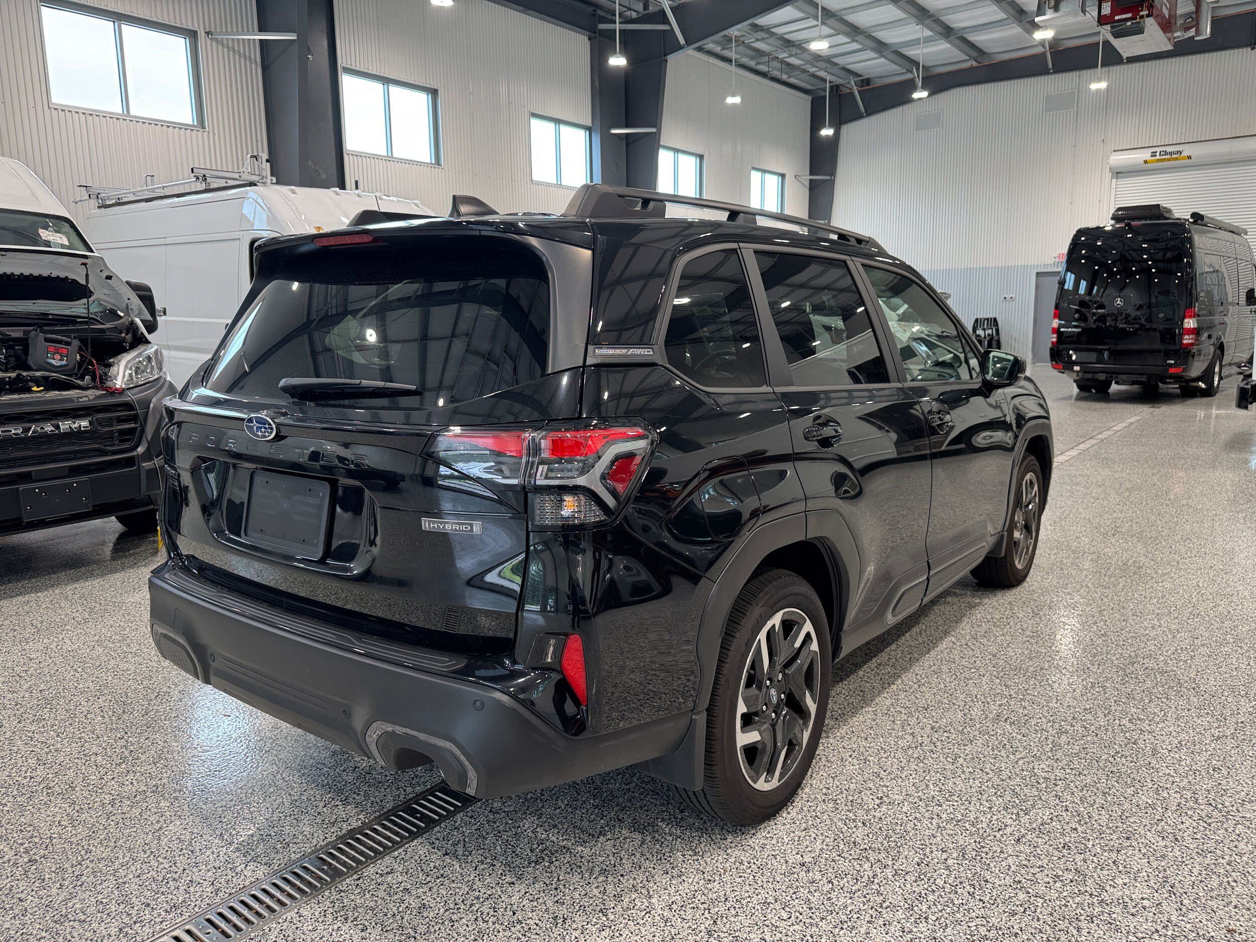 Used 2025 Subaru Forester Limited AWD/4WD image 6