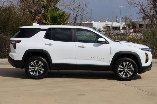 New 2026 Chevrolet Equinox LT FWD image 4