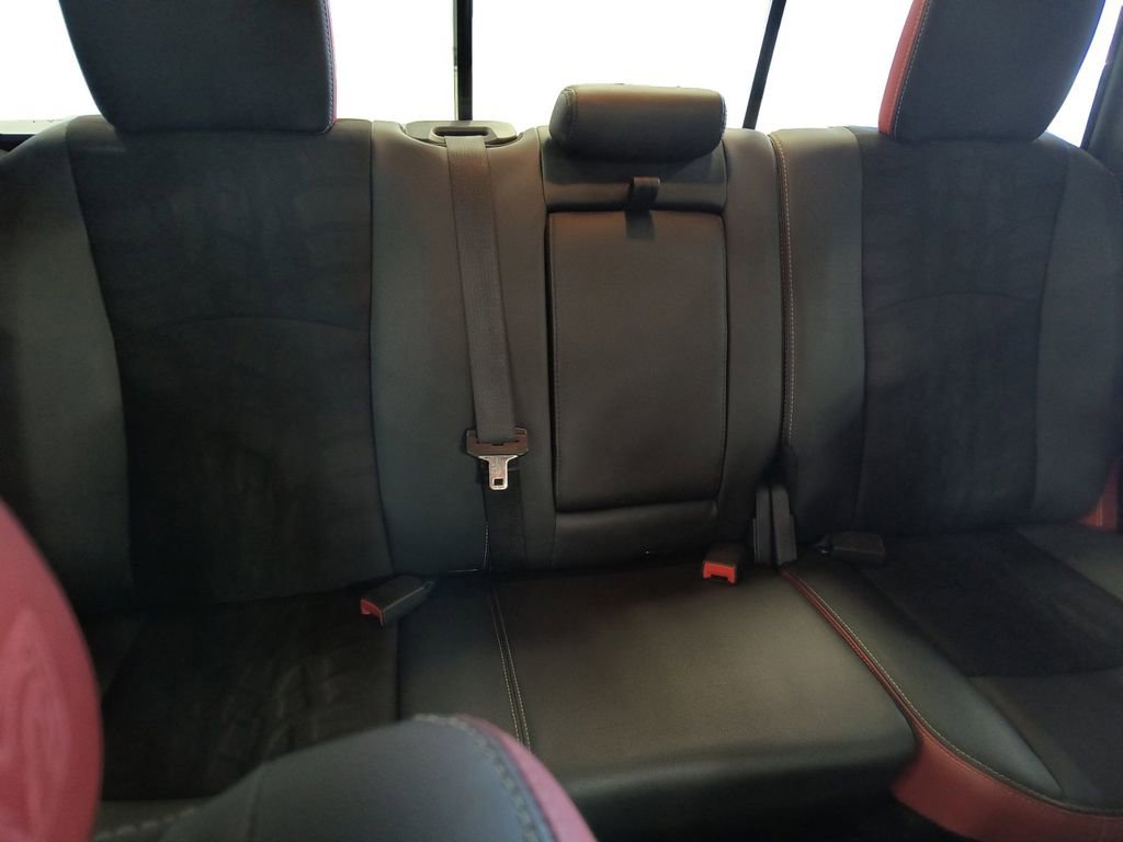 Used 2016 RAM 1500 Rebel AWD/4WD image 18