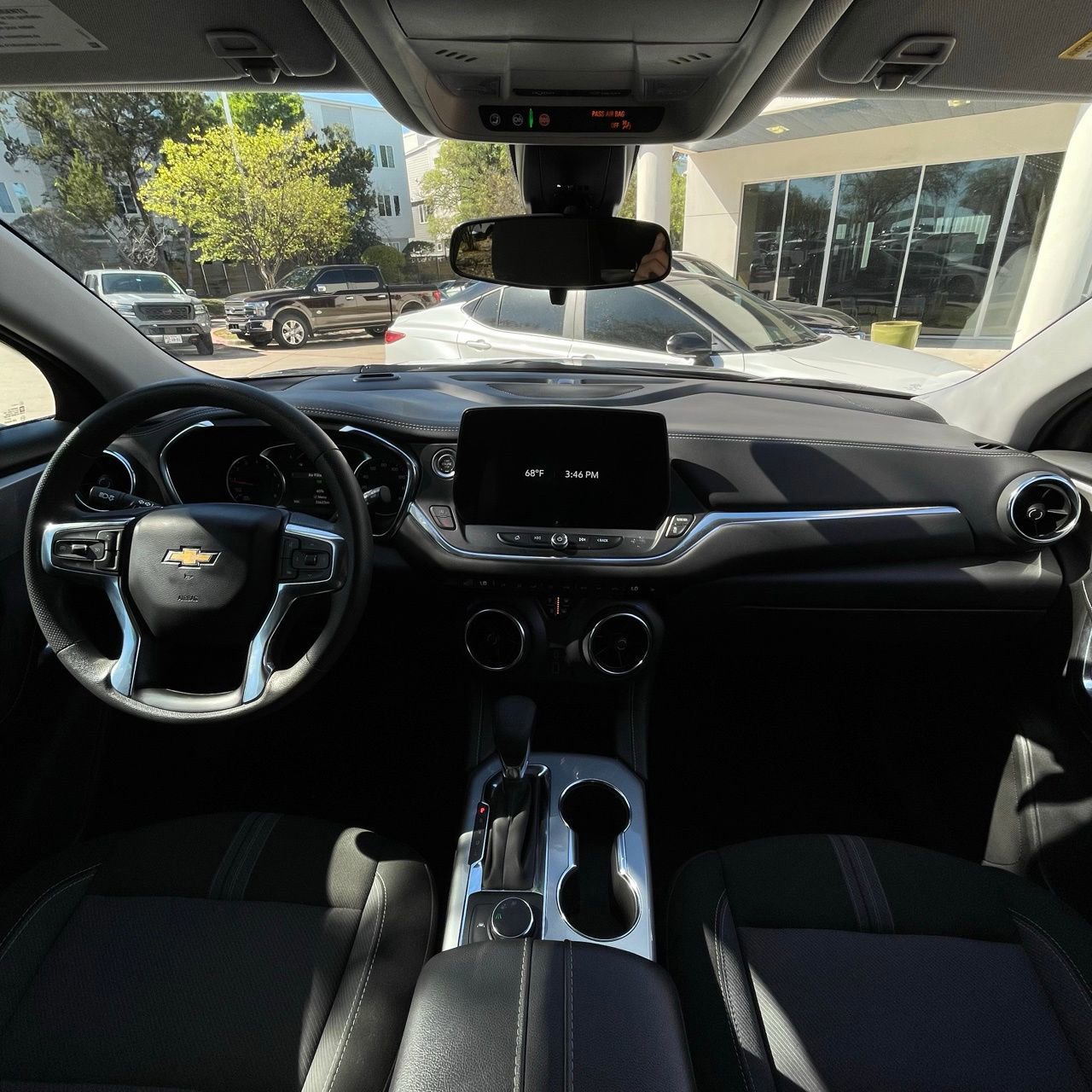 Used 2025 Chevrolet Blazer LT image 10