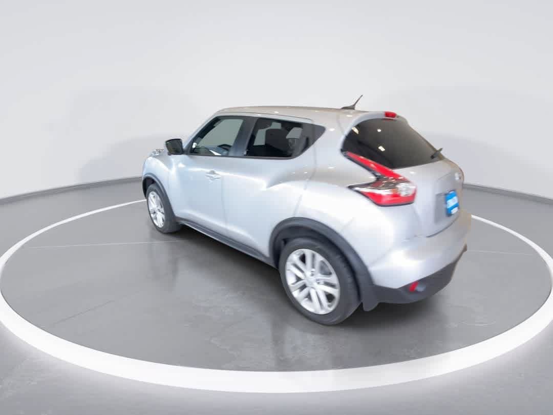 Used 2015 Nissan Juke SV w/ Technology Package AWD/4WD image 6