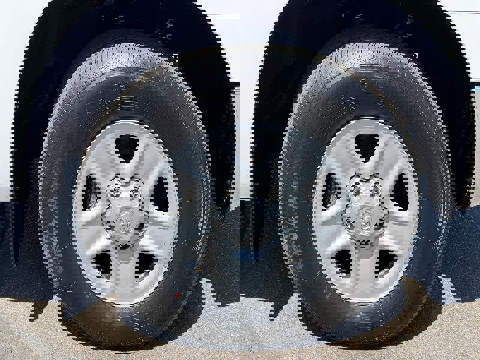 Used 2013 Toyota Tundra 2WD Double Cab w/ Tow Pkg image 10