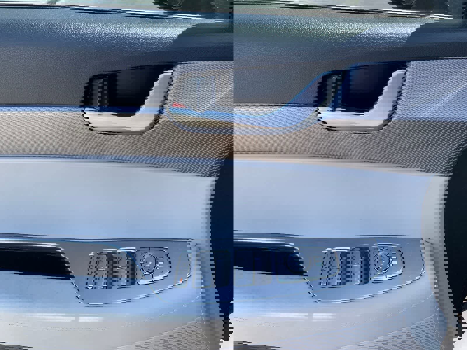 Used 2021 Hyundai Palisade SEL FWD image 11