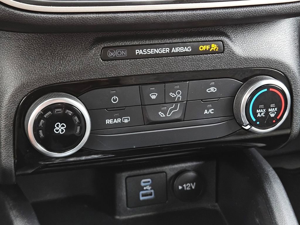 Used 2022 Ford Escape SE image 22