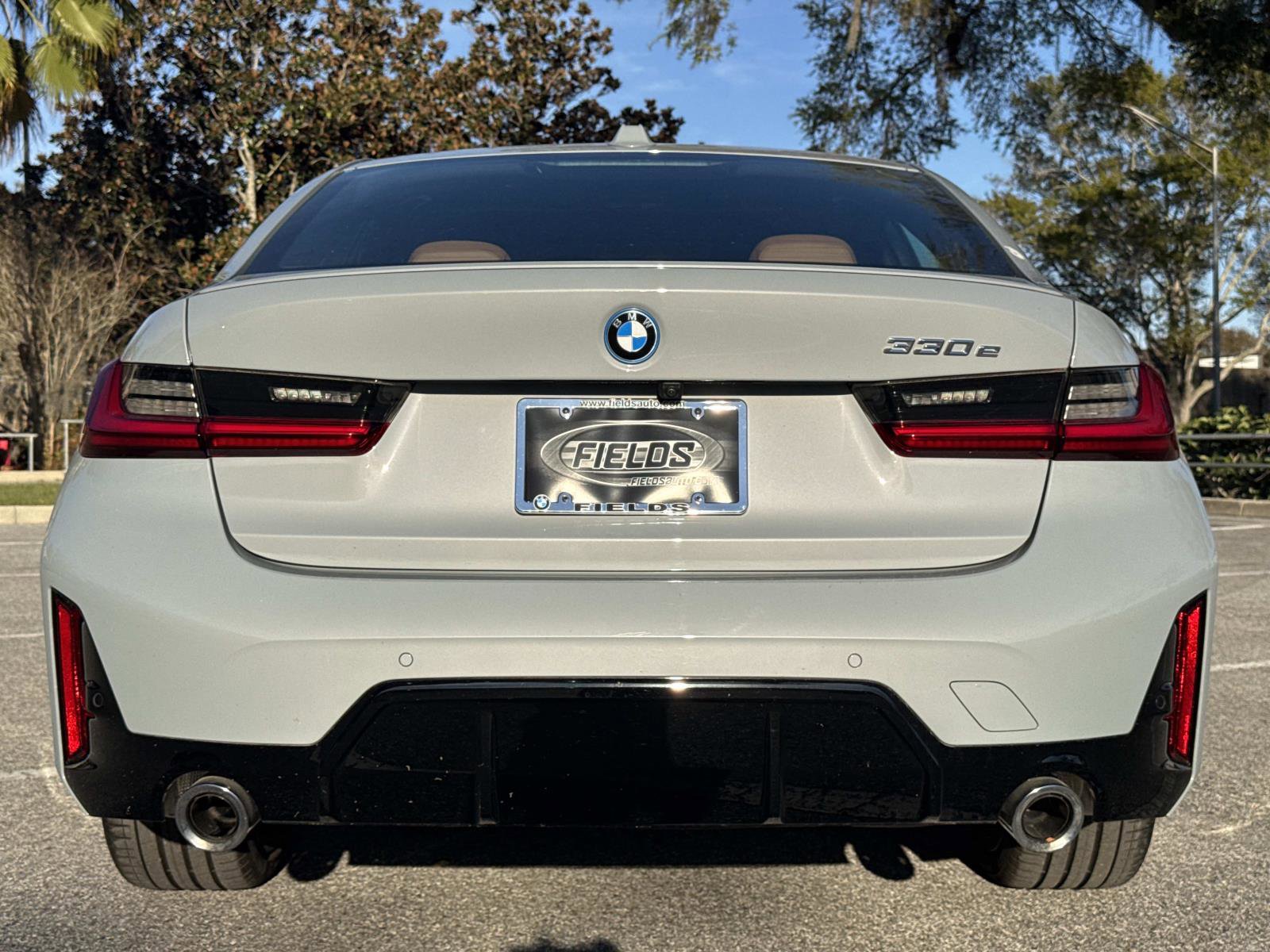 Used 2024 BMW 330e image 5