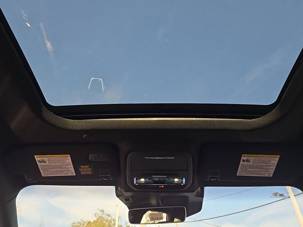 New 2025 Lincoln Corsair Reserve w/ Equipment Group 202A image 20