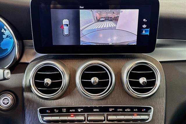 Used 2022 Mercedes-Benz GLC 300 4MATIC image 13