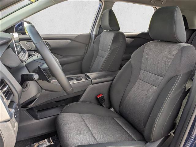 Used 2025 Nissan Rogue SV AWD/4WD image 16
