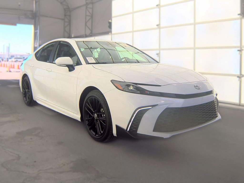 Used 2026 Toyota Camry SE FWD image 3