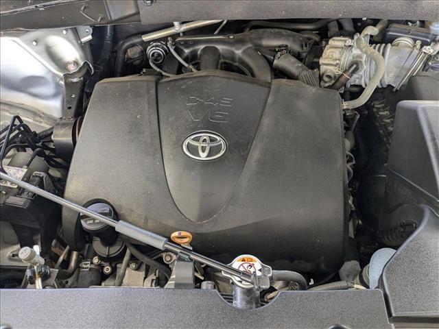 Used 2019 Toyota Highlander XLE image 21