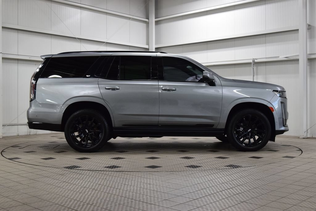 Used 2023 Cadillac Escalade Sport w/ LPO, ONYX Package AWD/4WD image 9
