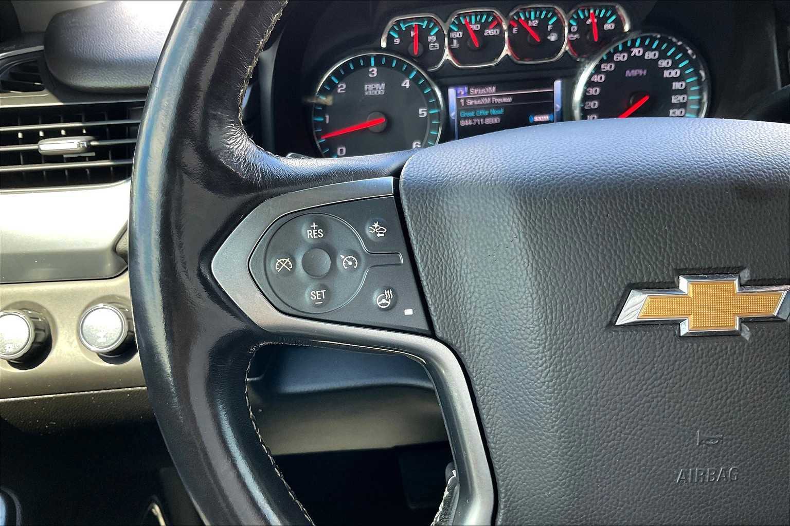 Used 2019 Chevrolet Suburban Premier image 22