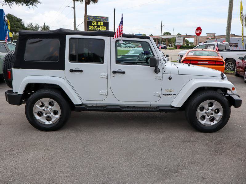 Used 2015 Jeep Wrangler Unlimited Sahara w/ Connectivity Group AWD/4WD image 6