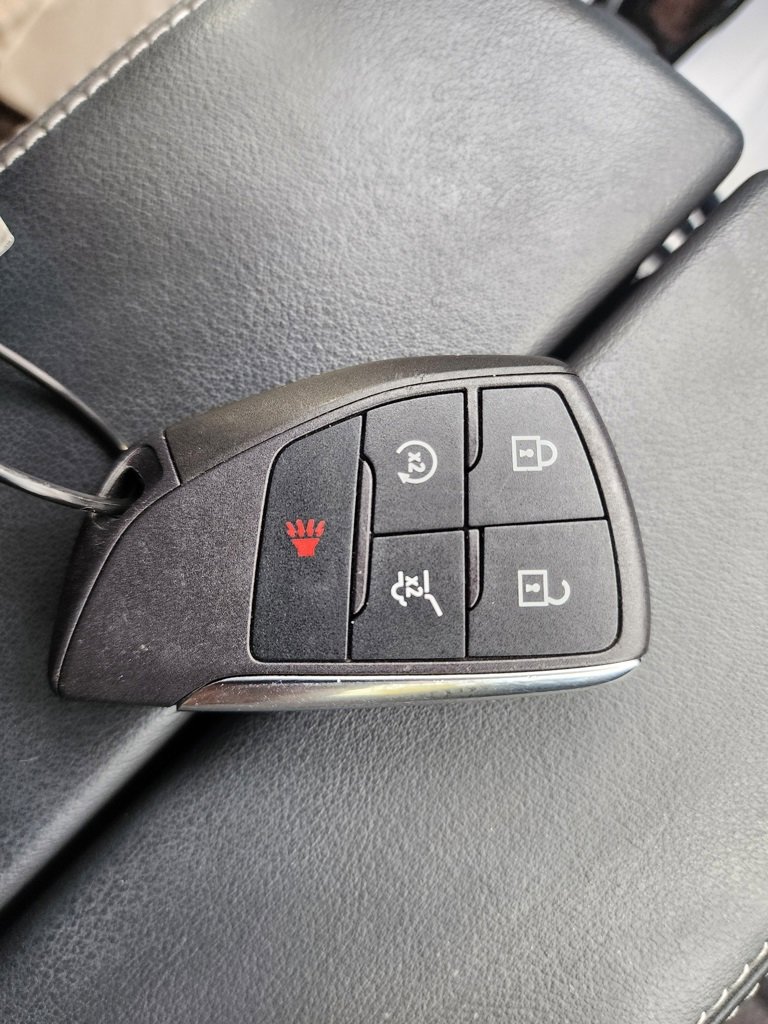 Used 2023 Buick Envision Preferred w/ Sport Touring Package image 44