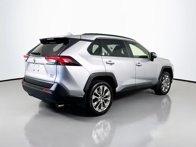 Certified 2022 Toyota RAV4 XLE Premium AWD/4WD image 8