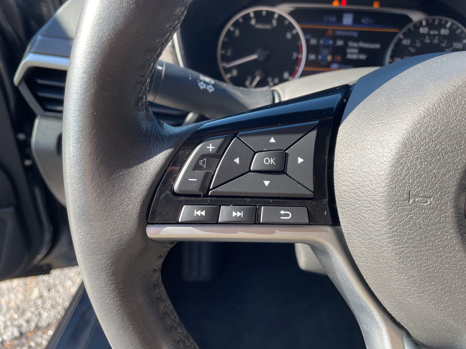 Used 2024 Nissan Altima 2.5 SL image 16