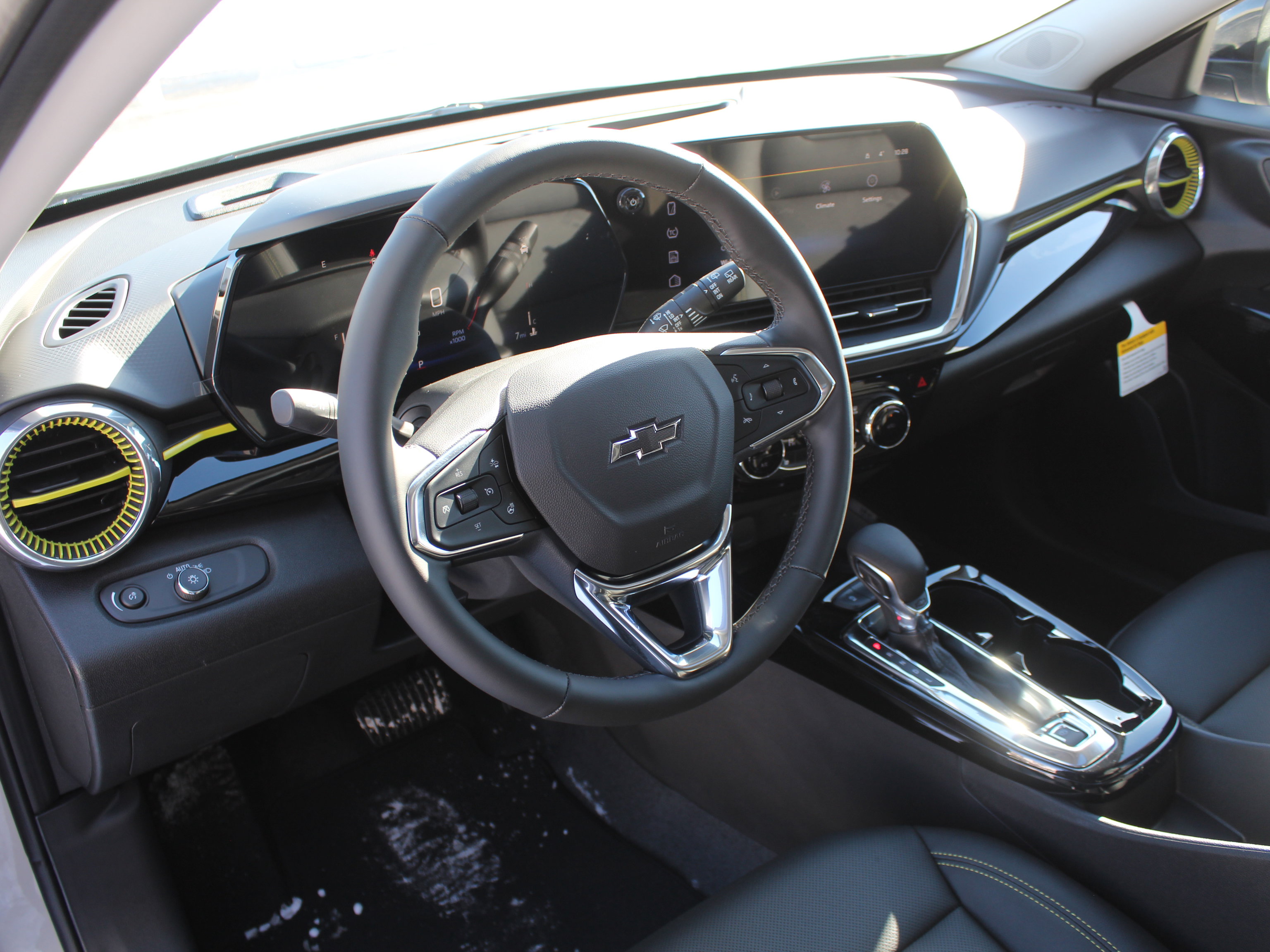 New 2026 Chevrolet Trax ACTIV w/ Sunroof Package image 11