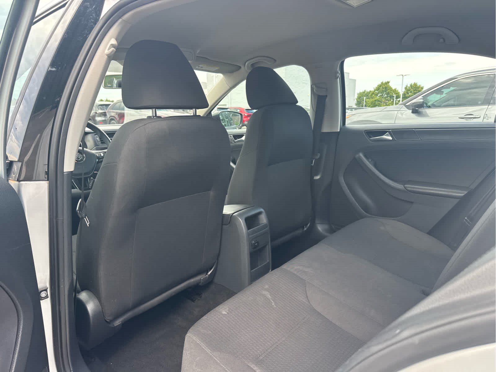 Used 2015 Volkswagen Jetta S FWD image 5