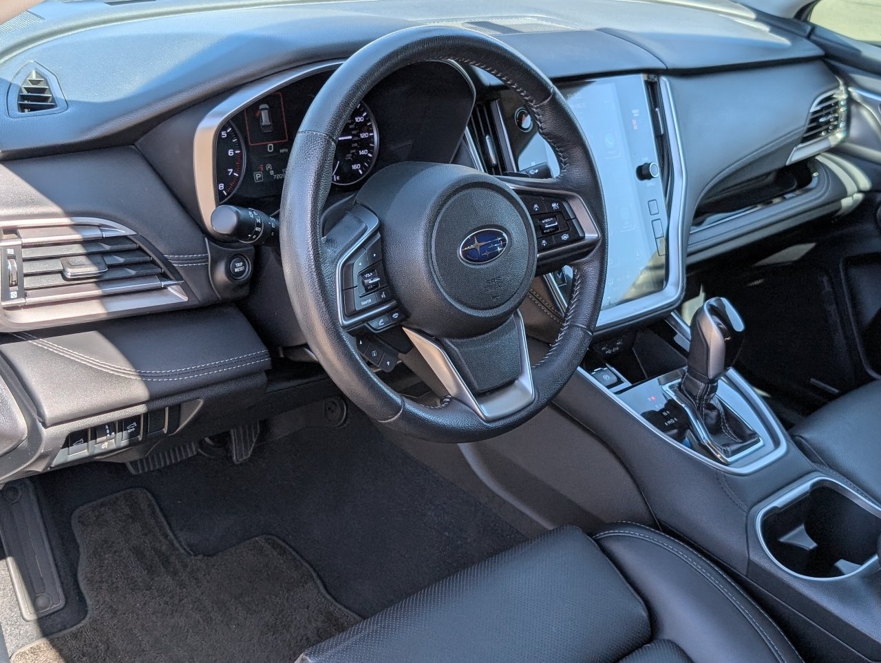 Used 2020 Subaru Outback Limited AWD/4WD image 14