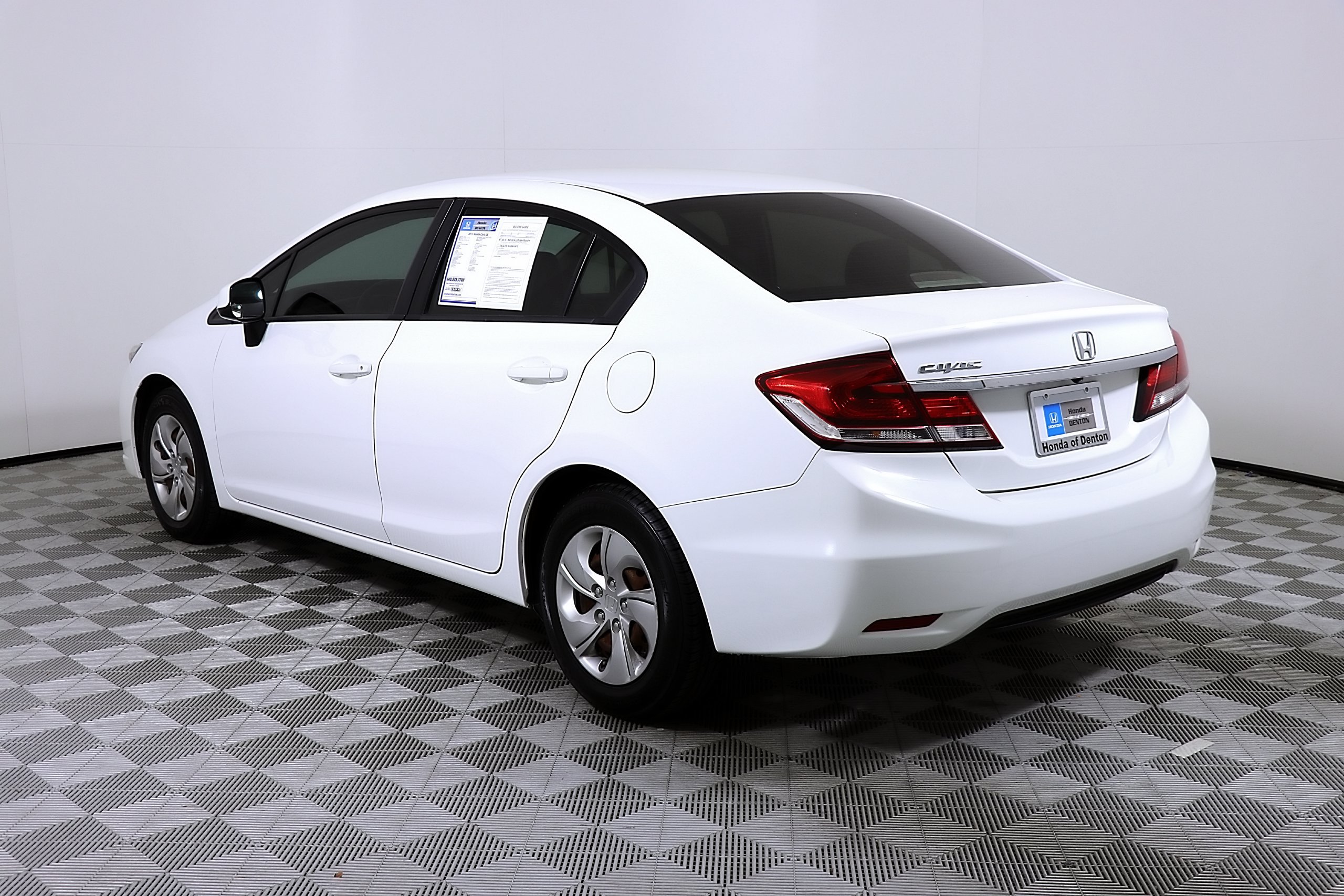 Used 2013 Honda Civic LX image 9