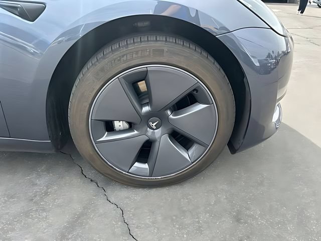 Used 2023 Tesla Model 3 Standard Range RWD image 11