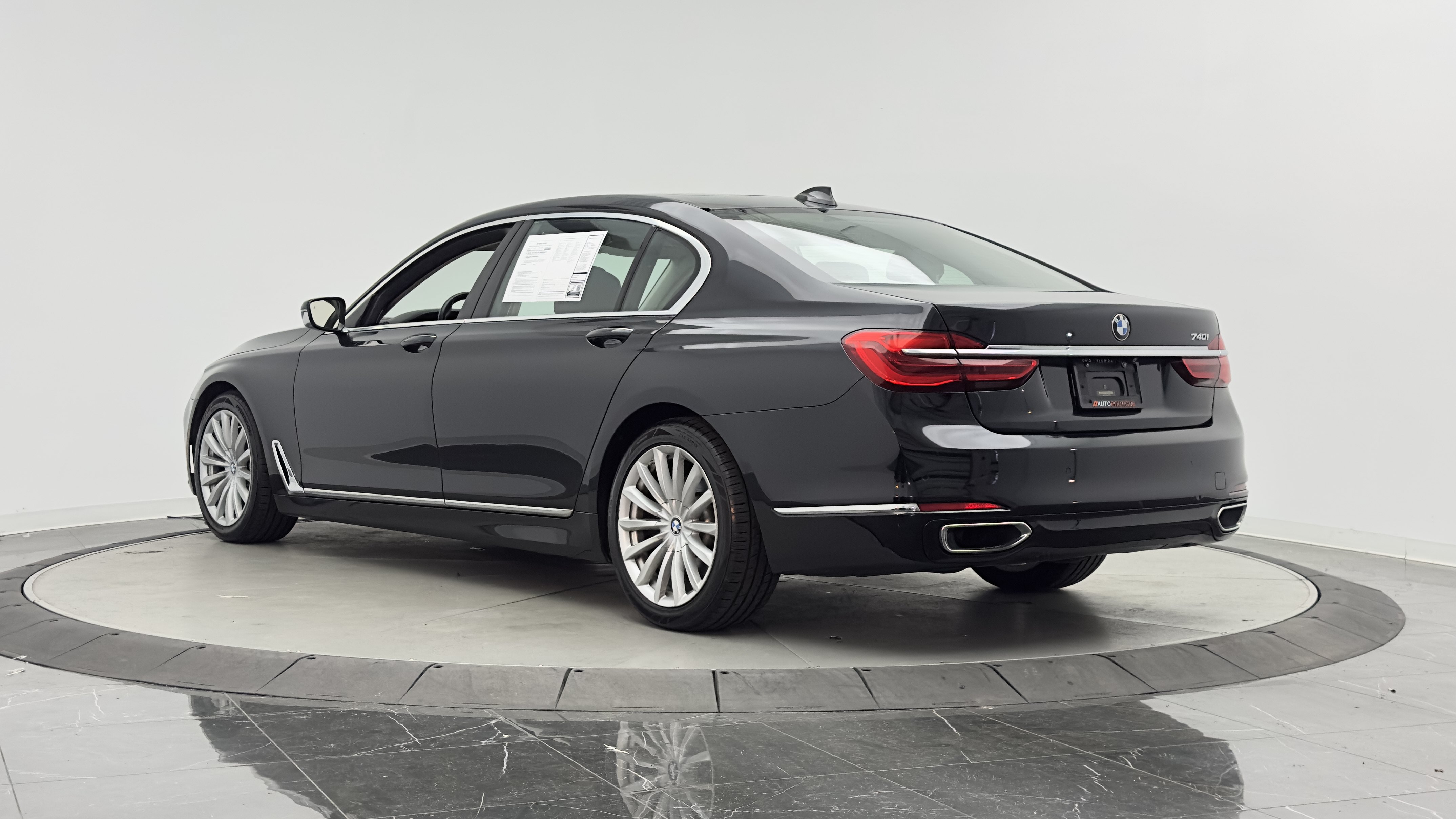 Used 2018 BMW 740i RWD image 7