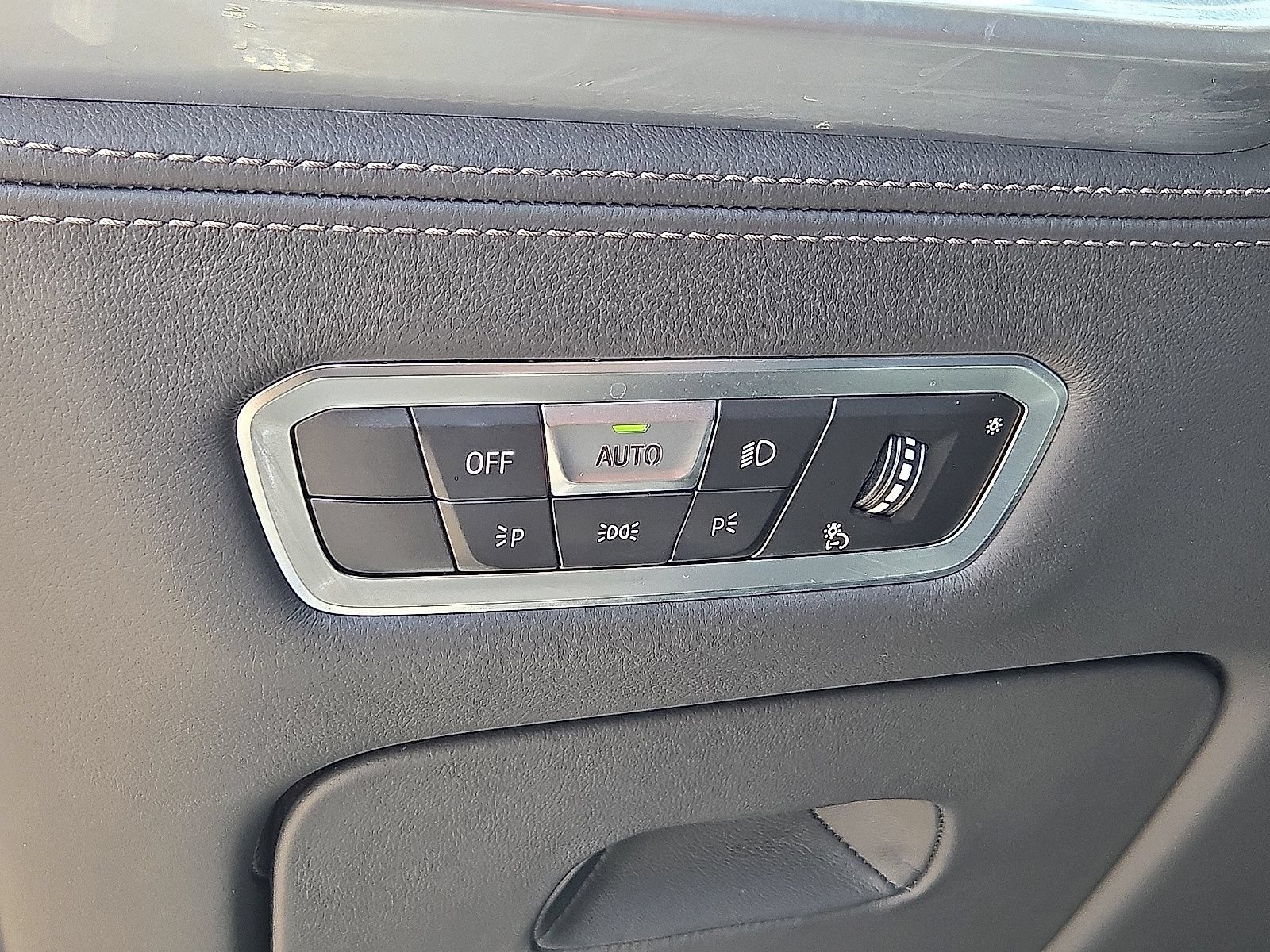 Used 2023 BMW ALPINA XB7 AWD/4WD image 27