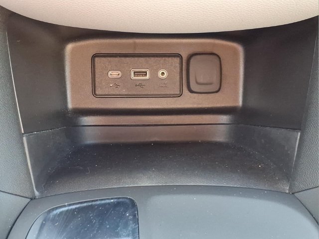Used 2024 Chevrolet Equinox LS w/ LS Convenience Package FWD image 21