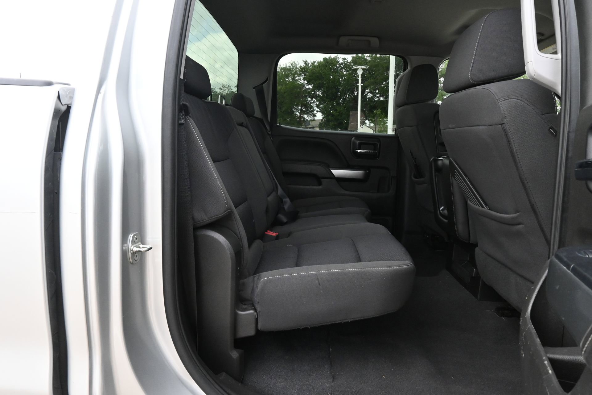 Used 2018 Chevrolet Silverado 1500 LT w/ All Star Edition RWD image 23