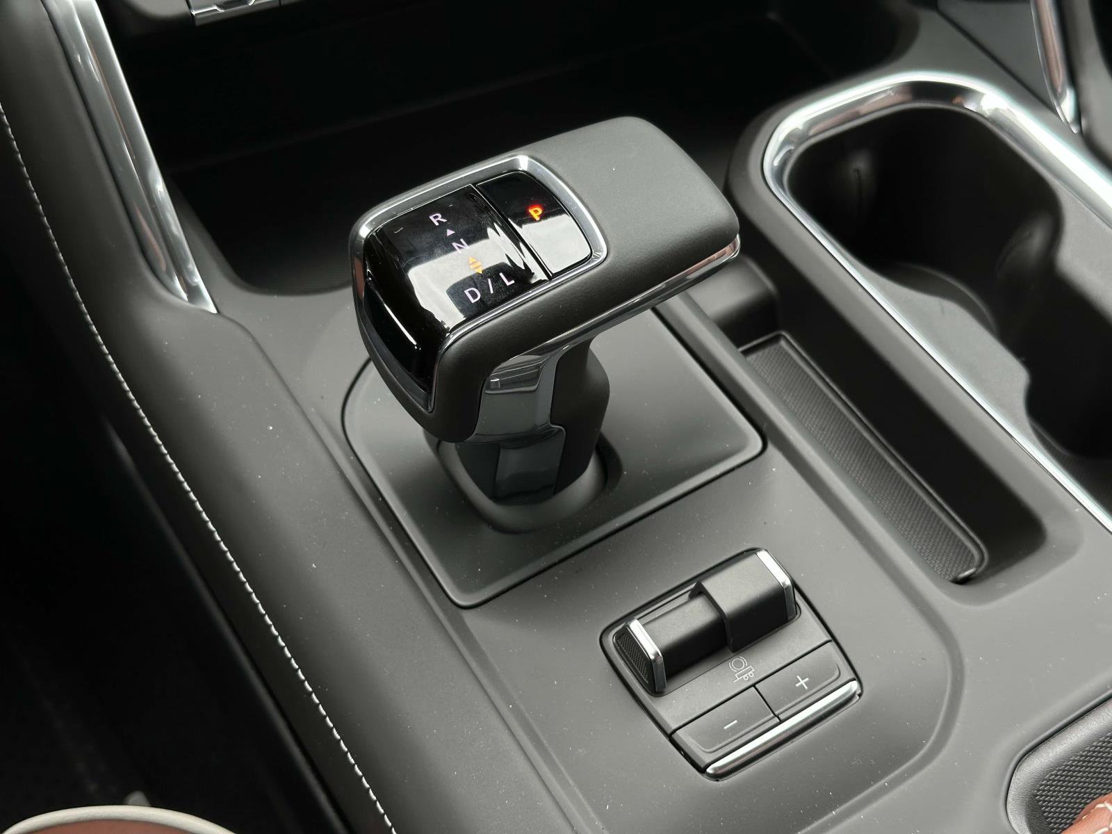 New 2025 GMC Sierra 1500 Denali Ultimate image 6