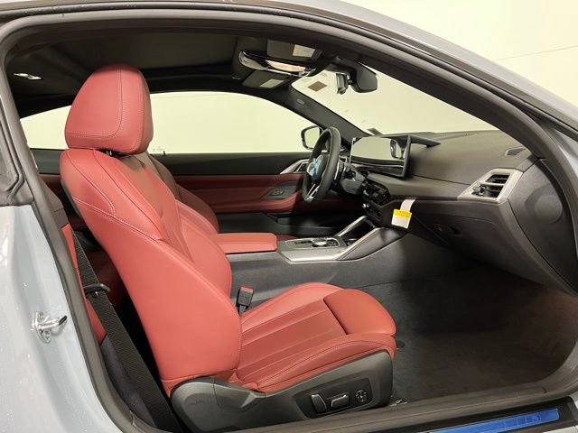 New 2026 BMW 430i xDrive Coupe w/ M Sport Package AWD/4WD image 21