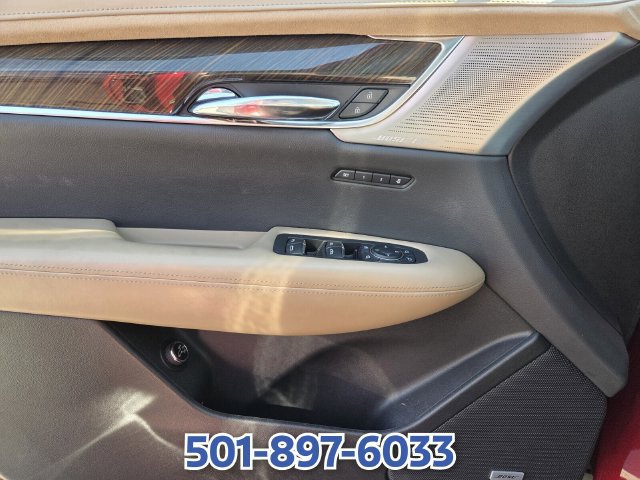 Used 2020 Cadillac XT6 Premium Luxury w/ Platinum Package FWD image 31
