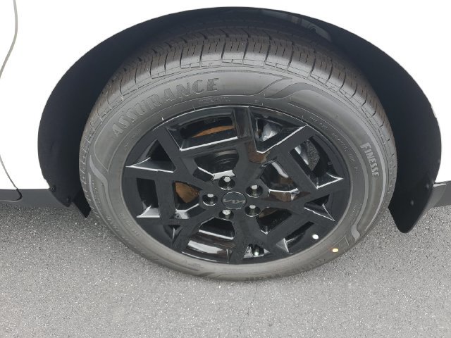 New 2027 Kia Carnival SX w/ Dark Edition Package FWD image 7