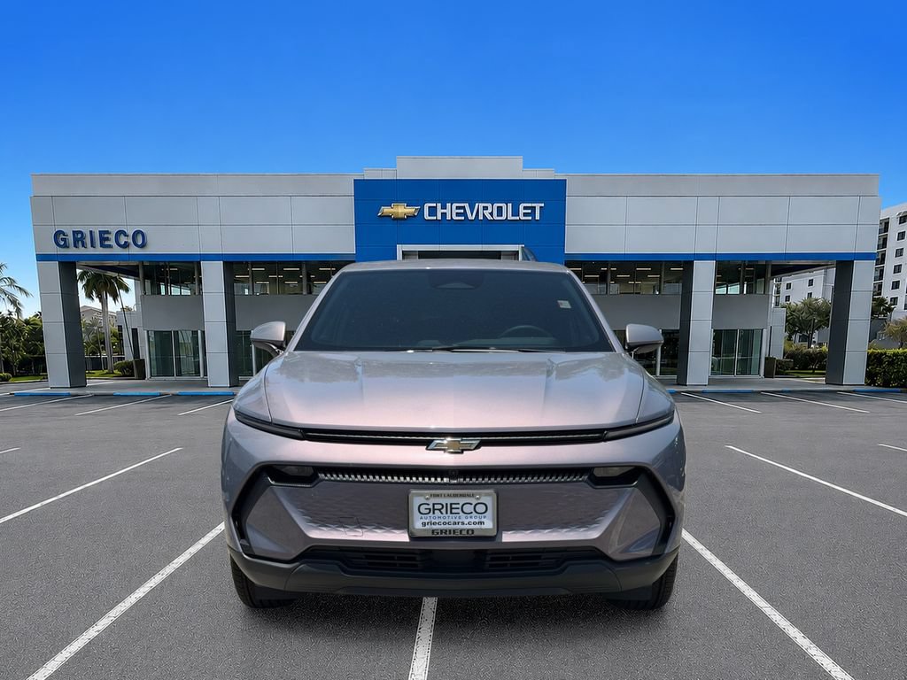 New 2026 Chevrolet Equinox EV LT w/ Comfort Package AWD/4WD image 2
